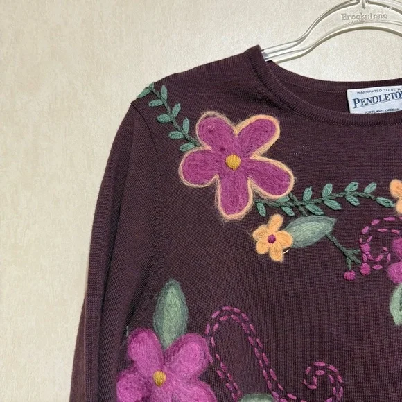 Vintage Pendleton Purple Merino Wool Embroidered Floral Sweater - Picture 2 of 4